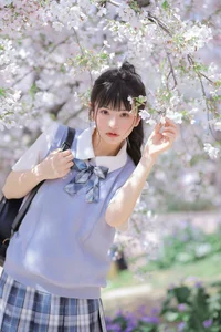 Pure Youthful Vibes with Zhuo Dao Yi Zhi Su Su in YiTuYu Vol.8890-4