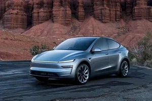 Experience the Future: Tesla Model Y 2026 7-Seater Launches in the US-10