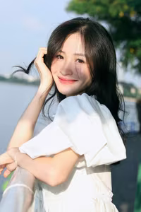 XVG No.44: Captivating Smile of a White-Clad Muse by the Lake A Radiant Moment of Youthful Beauty-9