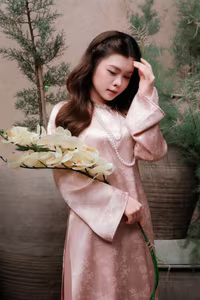 VGU No.80: The Graceful Beauty of a Vietnamese Girl in Traditional Ao Dai-1