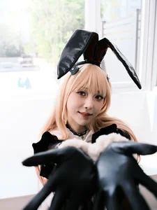 Artistic Charisma: Xia Shu You Ren Zhang in YiTuYu Vol.8909-11