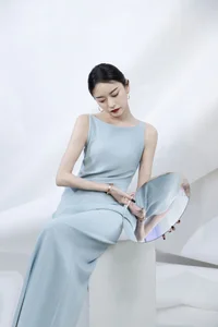 Captivating Grace: An Zi Ma Ma in YiTuYu Vol.9071 Art Language Collection-11