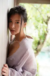 Natsuki Sena: Discover Her Sensual, Alluring Beauty in Every Moment-13