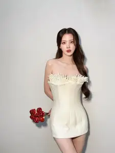 Baifern Pimchanok: Thai "Jade Girl" Stuns in Unique Mushroom-Inspired Gown, Setting New Fashion Trends-4