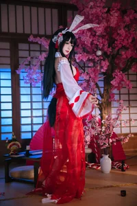 Elegant Chikuma Bunny Girl Cosplay: A Masterpiece by Ri Nai Jiao from Azur Lane-12
