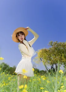 Dreamy Spring in Rapeseed Field YiTuYu Vol.8968 Bing Leng Qi E-13