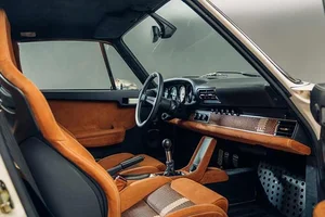 Porsche 911 Restomod: The Perfect Rebirth of a Timeless Classic Icon-13