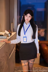 Yu An An XiuRen No.10440: Alluring OL Charm in the Bedroom-9