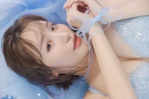 Stunning Portrait Collection of Sarina Momonaga: Aesthetic Date Day Fashion and Urban Lifestyle Inspiration from the Perfect Day For A Date Series-12