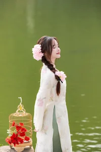 Elegant Vietnamese Ao Dai: Discover the Timeless Beauty of Traditional Fashion and Cultural Heritage in Vietnam-15