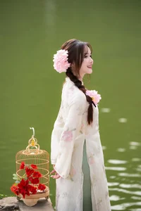 Elegant Vietnamese Ao Dai: Discover the Timeless Beauty of Traditional Fashion and Cultural Heritage in Vietnam-7