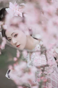 Elegant Portrait Photography: YiTuYu Art Language Vol.9174 featuring Model Fei Fei Xiang Bao Fu - Stunning 36P Visual Collection-0