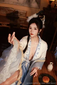 Ethereal Moonlight: Nan Qiao’s Captivating Mid-Autumn Fashion Editorial-3