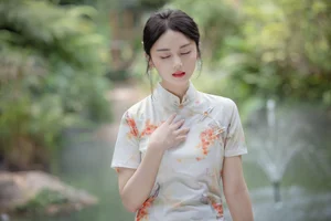 Ethereal Elegance: Yi Ming’s Timeless Portraits at the Hidden Guangzhou Orchid Garden-3