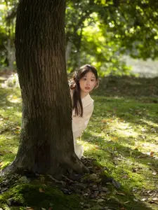 Qiu Qiu: Gentle Grace in Nature - Inspiring YiTuYu Vol.8828 Collection-6