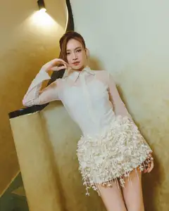 Ninh Duong Lan Ngoc: Vietnam's "Showbiz Darling" Flaunts Stunning Long Legs and Exquisite Fashion.-0