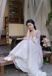 Stunning Classical Fashion Portrait Collection by Fish - XiuRen No.10737 Featuring Elegant Styles and Timeless Beauty-12