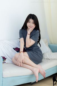 Chinese Model No.2336 Cherry: Elegant in Sheer Hosiery and High Heels-26