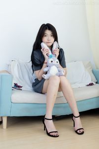 Chinese Model No.2336 Cherry: Elegant in Sheer Hosiery and High Heels-37