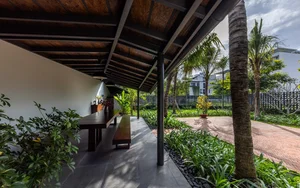Stunning Tent-Inspired Modern House in Nha Trang: A Tropical Oasis Blending Innovative Architecture with Lush Indoor Gardens and Natural Light-3