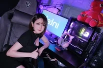 Coser Trang Bit Tet shines with radiant beauty and natural charisma in her latest photoshoot-1