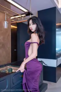 XingYan Vol.407 Shi An An: Alluring Secretary Style with Elegant Black Sheer Stockings-32