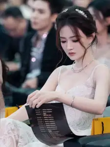 Ethereal Beauty: Model in Elegant Lace Wedding Gown | Chic Evening Dress Design-15