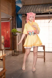 Stunning Kurama Koharu Cosplay by Lunananya from Senren Banka: A Visual Journey into Traditional Japanese Aesthetics and Elegant Miko Style-13