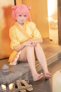 Stunning Kurama Koharu Cosplay by Lunananya from Senren Banka: A Visual Journey into Traditional Japanese Aesthetics and Elegant Miko Style-4