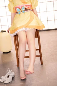 Stunning Kurama Koharu Cosplay by Lunananya from Senren Banka: A Visual Journey into Traditional Japanese Aesthetics and Elegant Miko Style-16